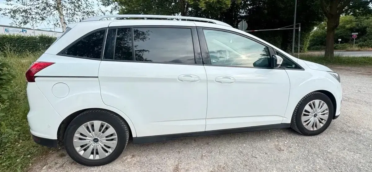Gebraucht Ford C-MAX 92 PS (67 kW) 2018 Weiß Van / Kleinbus