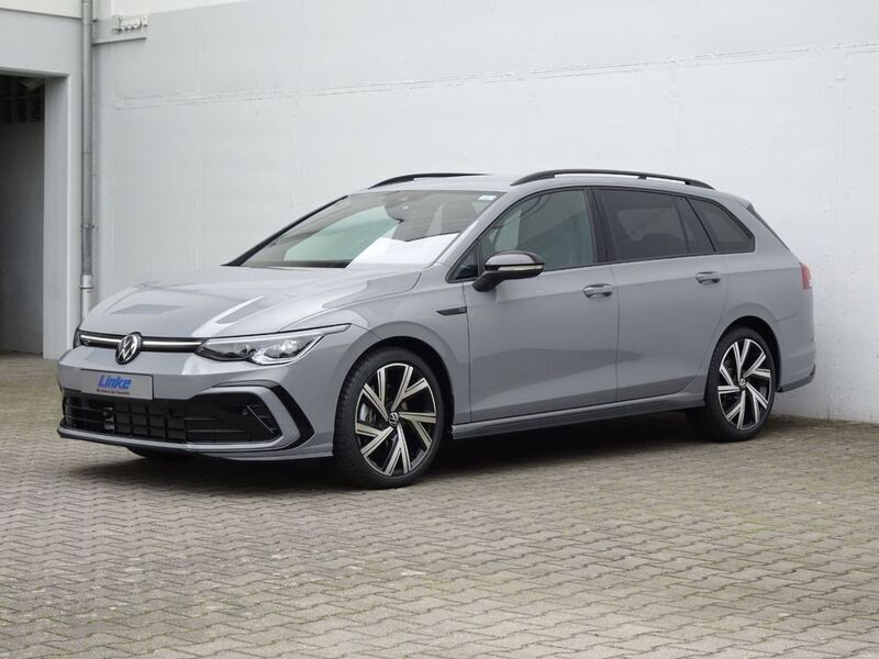 Gebraucht VW Golf VIII R-line 131 PS (96 kW) 2023 Mondsteingrau Kombi