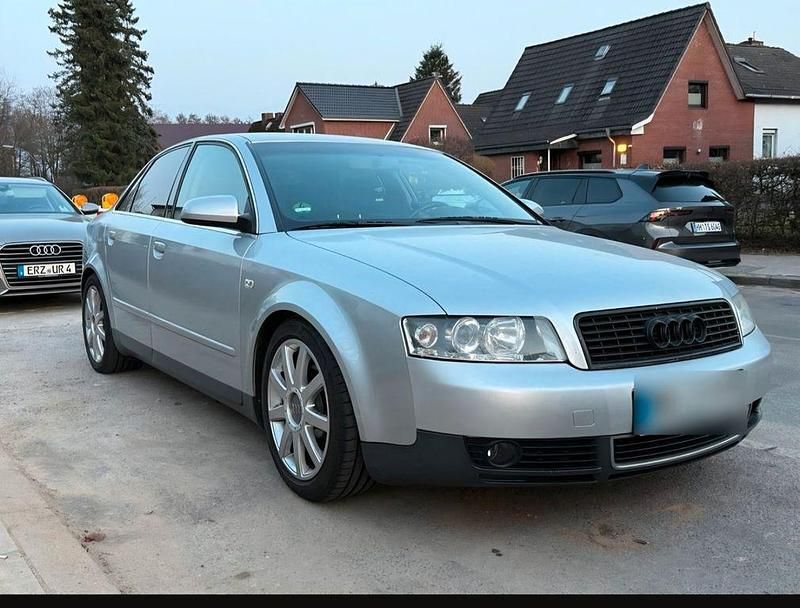 Gebraucht Audi A4 131 PS (96 kW) 2002 Silber Limousine