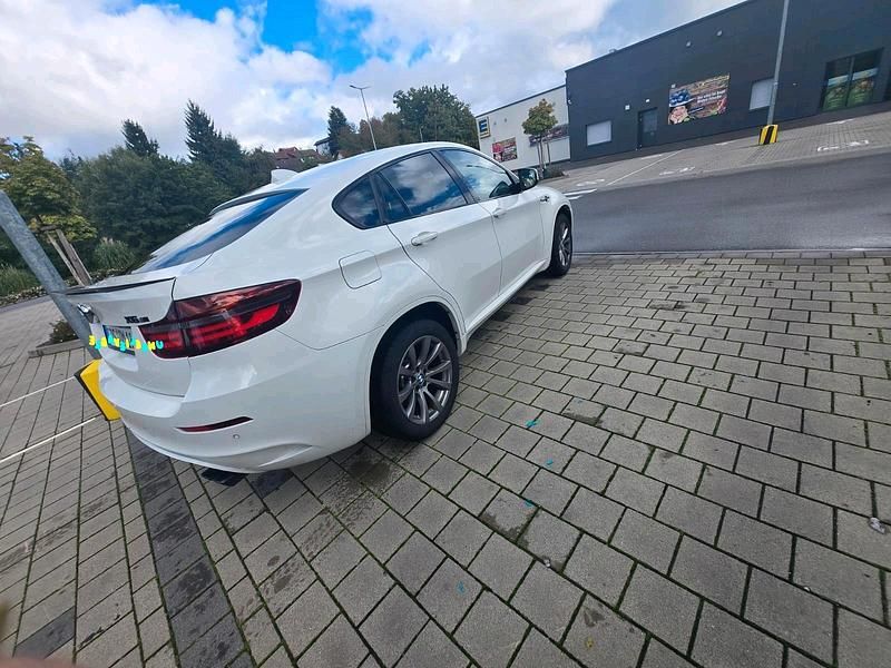 Gebraucht BMW X6 M 555 PS (408 kW) 2011 Weiß SUV