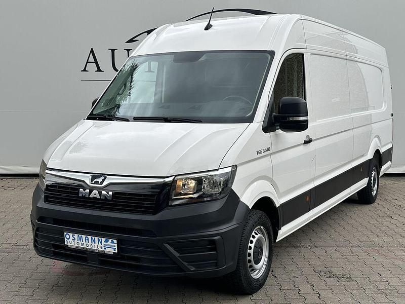 Weiß Gebraucht 2022 MAN TGE Van | 23.750 € (Guter Preis) - Bild 1/4