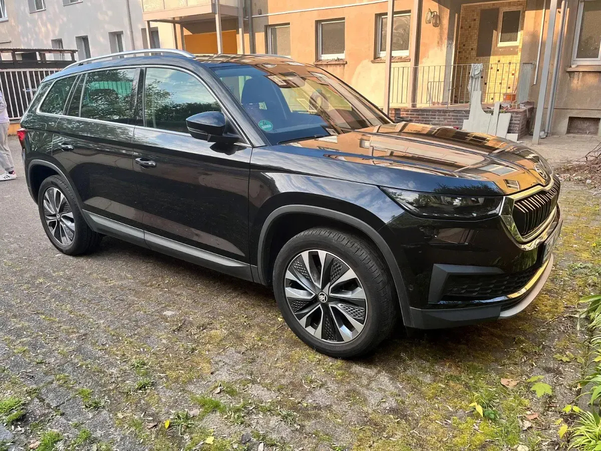 Second-hand Skoda Kodiaq Ambition 149 CP (109 kW) 2022 Negru SUV