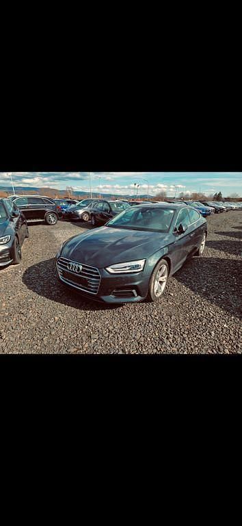 Grau Gebraucht 2018 Audi A5 Sportback Design Limousine | 19.990 € (Guter Preis) - Bild 1/4