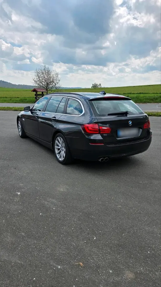 Gebraucht BMW 520 2010 Grau Kombi