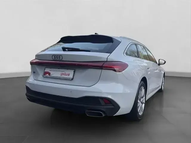 Gebraucht Audi A5 204 PS (150 kW) 2025 Gletscherweiß metallic Kombi