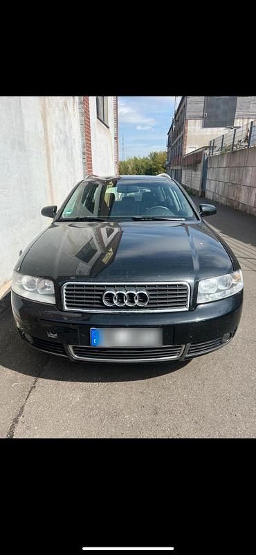 Schwarz Gebraucht 2002 Audi A4 Kombi | 600 € (Superpreis) - Bild 1/4
