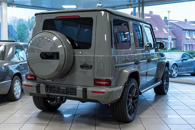 Gebraucht Mercedes G500 AMG line 421 PS (309 kW) 2024 Grau SUV