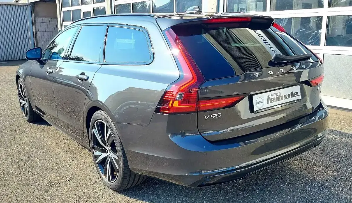 Gebraucht Volvo V90 145 PS (106 kW) 2022 Kombi
