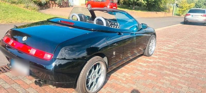 Gebraucht Alfa Romeo Spider 155 PS (114 kW) 1999 Schwarz Cabrio
