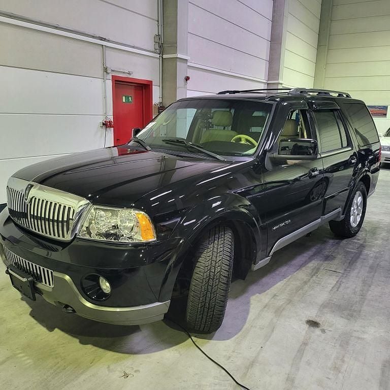 Schwarz Gebraucht 2005 Lincoln Navigator SUV | 10.000 € (Teuer) - Bild 1/4
