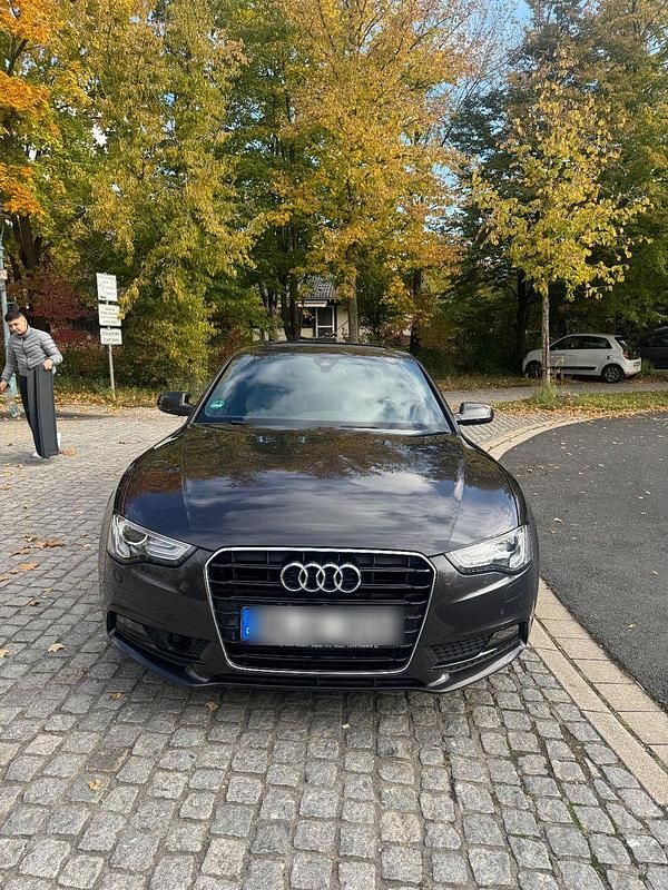 Grau Gebraucht 2014 Audi A5 S-Line Coupé | 17.500 € (Fairer Preis) - Bild 1/4