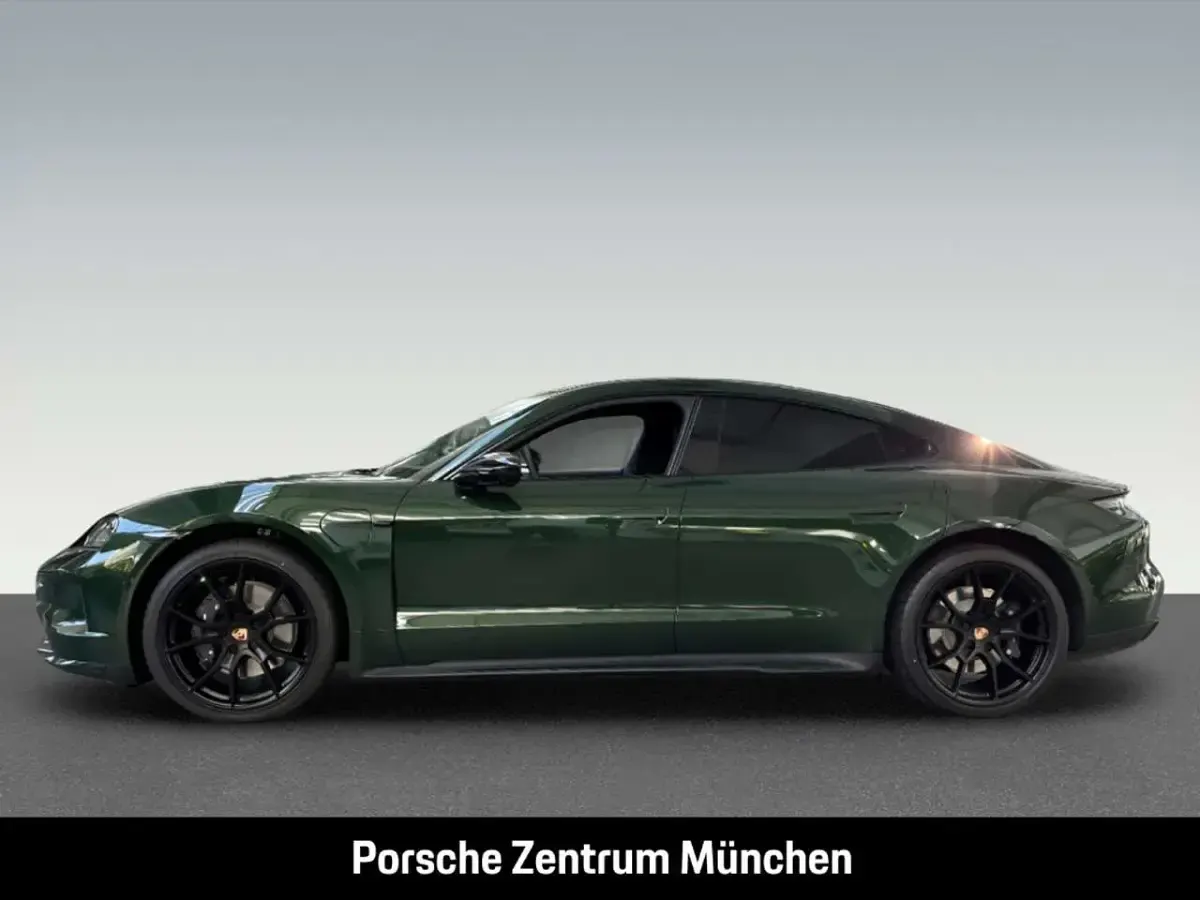 Neu Porsche Taycan 4 Black Edition 319 kW (435 PS) 2026 Oakgrünmetallic neo Limousine