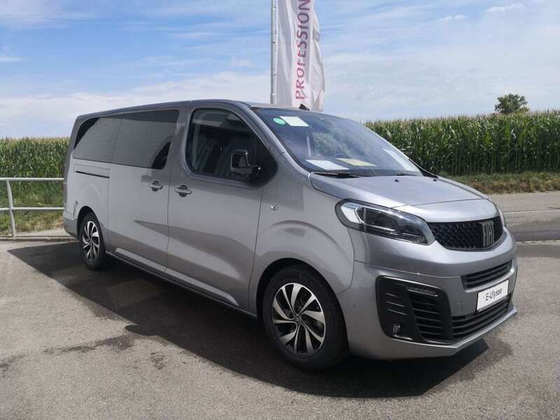 Gebraucht Fiat E-Ulysse Lounge 100 kW (136 PS) 2023 Colosseo grau metallic Van / Kleinbus
