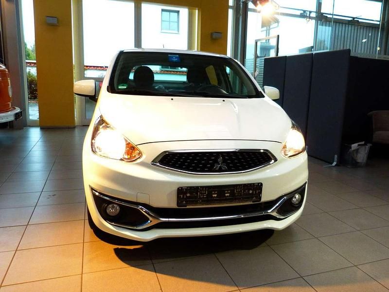 Alpine white Gebraucht 2020 Mitsubishi Space Star Diamant Edition Kleinwagen | 7.900 € (Fairer Preis) - Bild 1/4