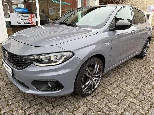 Metropolitano grau Gebraucht 2020 Fiat Tipo S Kleinwagen | 10.950 € (Fairer Preis) - Bild 1/4