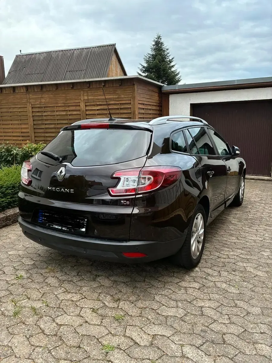Gebraucht Renault Mégane GrandTour 115 PS (84 kW) 2016 Braun Kombi