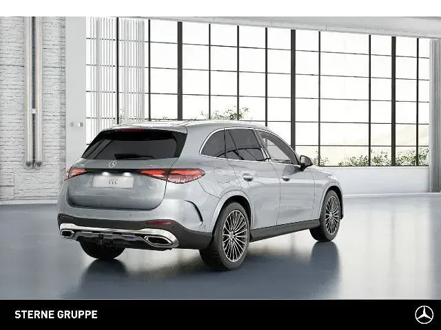 Gebraucht Mercedes GLC200 AMG line 204 PS (150 kW) 2026 Lack hightechsilber SUV