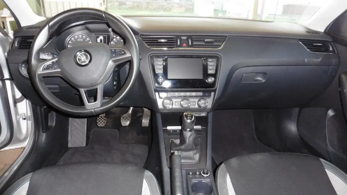 Gebraucht Skoda Octavia Style 110 PS (80 kW) 2017 Silber Kombi