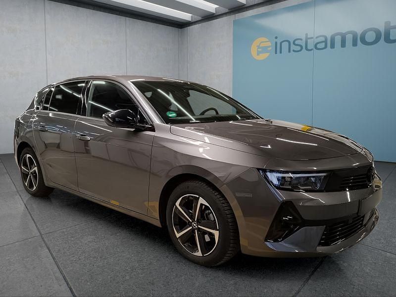 Gebraucht Opel Astra 131 PS (96 kW) 2025 Grau Limousine