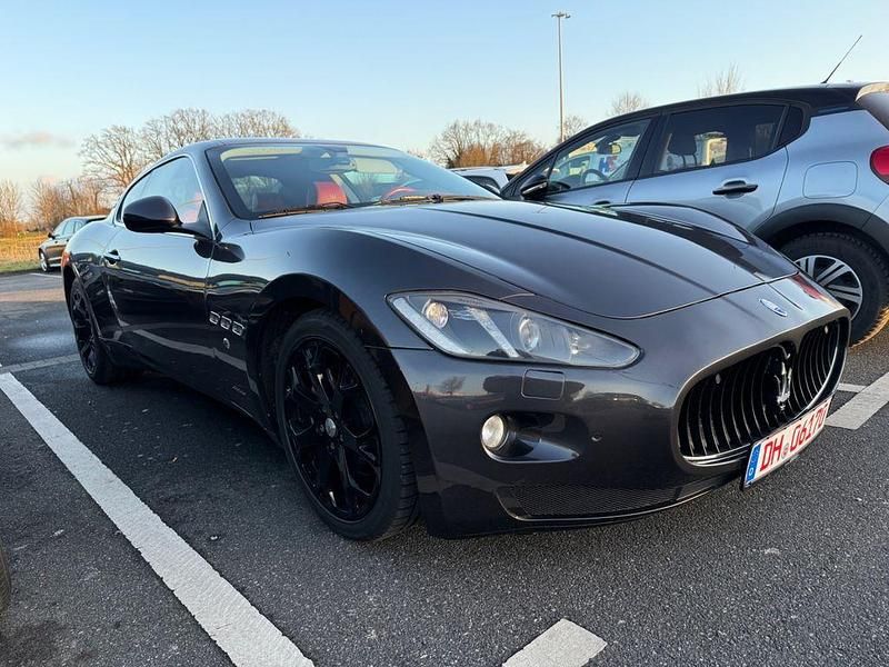 Gebraucht Maserati Granturismo 405 PS (297 kW) 2015 Schwarz Coupé