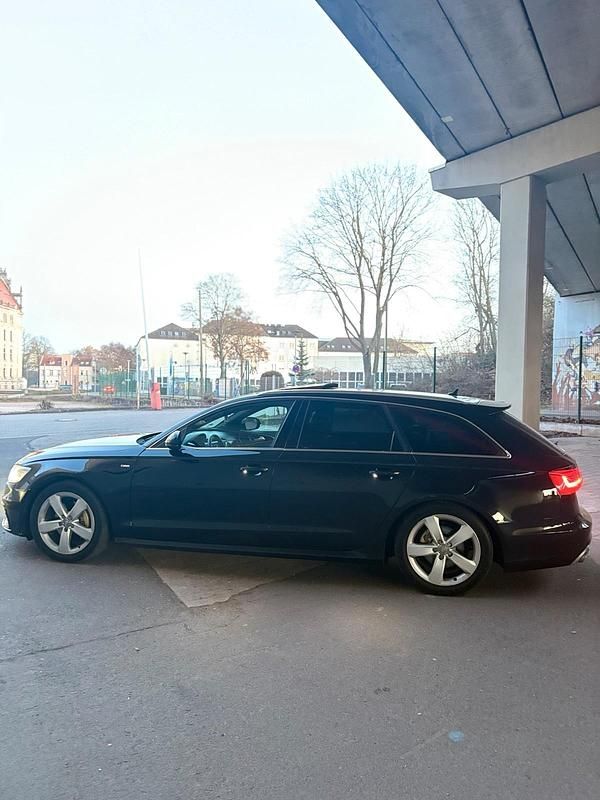Gebraucht Audi A6 S-Line 177 PS (130 kW) 2011 Schwarz Kombi