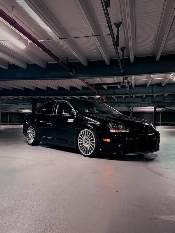 Gebraucht VW Jetta 105 PS (77 kW) 2006 Schwarz Limousine