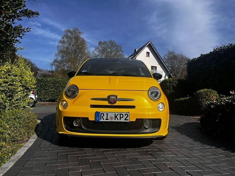 Gebraucht Abarth 595 Pista 160 PS (117 kW) 2017 Gelb Kleinwagen