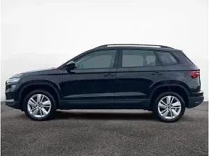 Gebraucht Skoda Karoq Selection 150 PS (110 kW) 2025 Schwarzmagic perleffekt SUV