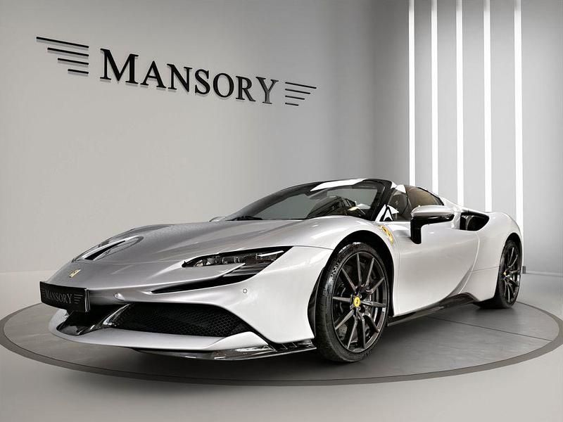 Second-hand Ferrari SF90 999 CP (734 kW) 2024 Argintiu Cabrio