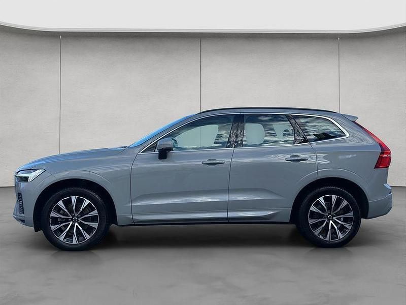 Gebraucht Volvo XC60 Core 250 PS (183 kW) 2024 Grau SUV