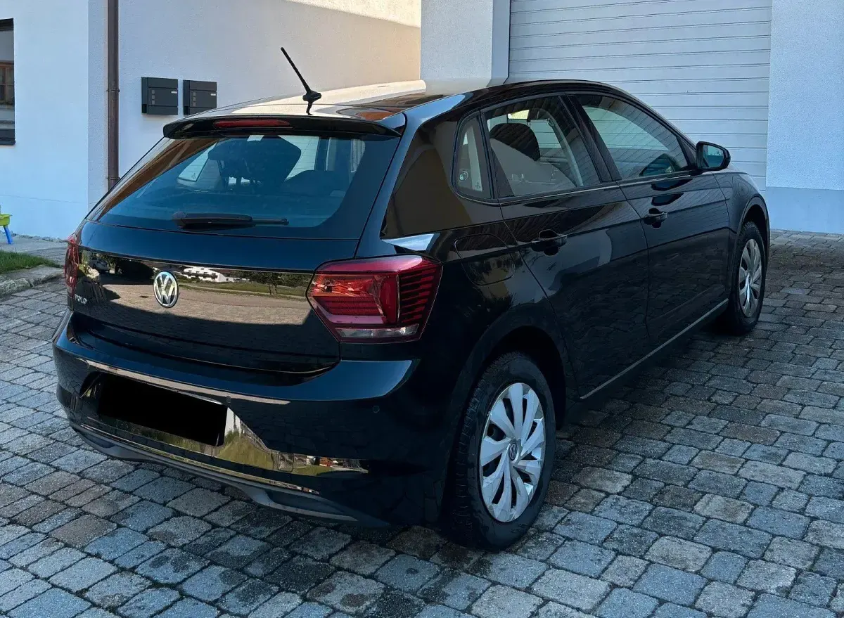 Gebraucht VW Polo IQ Drive 95 PS (69 kW) 2019 Schwarz Kleinwagen