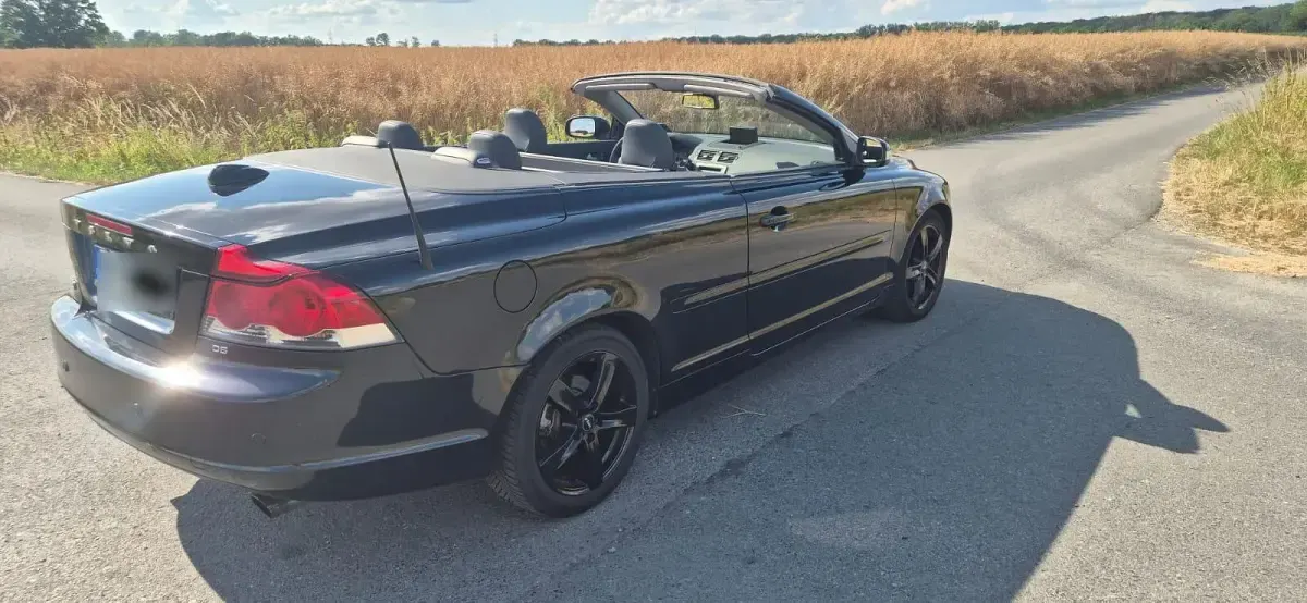 Gebraucht Volvo C70 Summum 179 PS (131 kW) 2009 Schwarz Cabrio