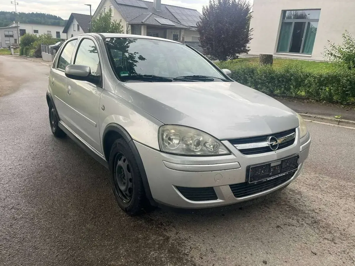 Gebraucht Opel Corsa 80 PS (58 kW) 2006 Silber Kleinwagen