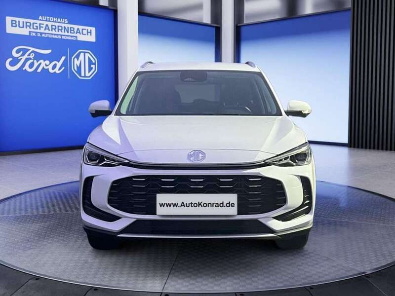 Gebraucht MG ZS Luxury 197 PS (144 kW) 2024 Weiß Limousine