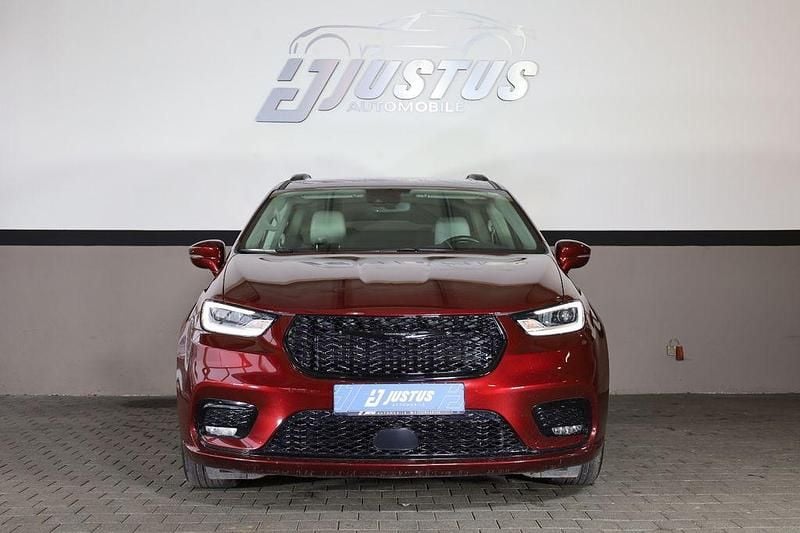 Gebraucht Chrysler Pacifica Touring 287 PS (211 kW) 2021 Rot Kombi