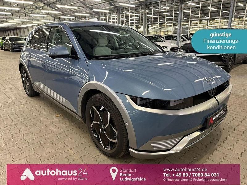 Blau Gebraucht 2023 Hyundai Ioniq Kleinwagen | 32.990 € (Fairer Preis) - Bild 1/4