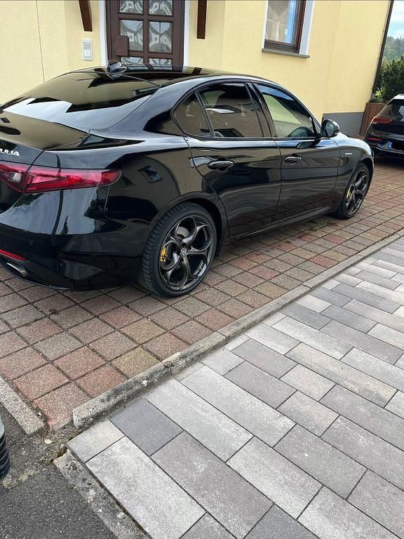 Gebraucht Alfa Romeo Giulia Veloce 280 PS (205 kW) 2018 Schwarz Limousine