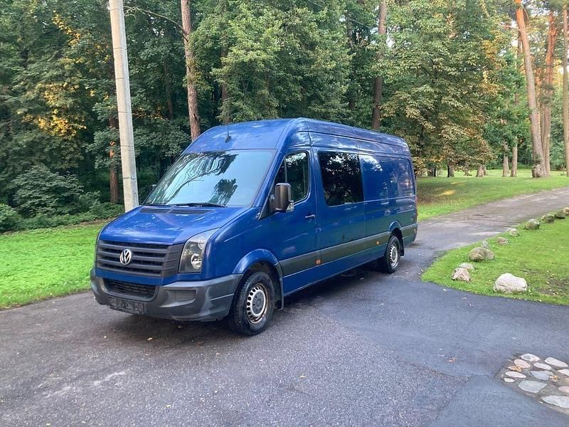 Blau Gebraucht 2016 VW Crafter Van | 7.150 € - Bild 1/4
