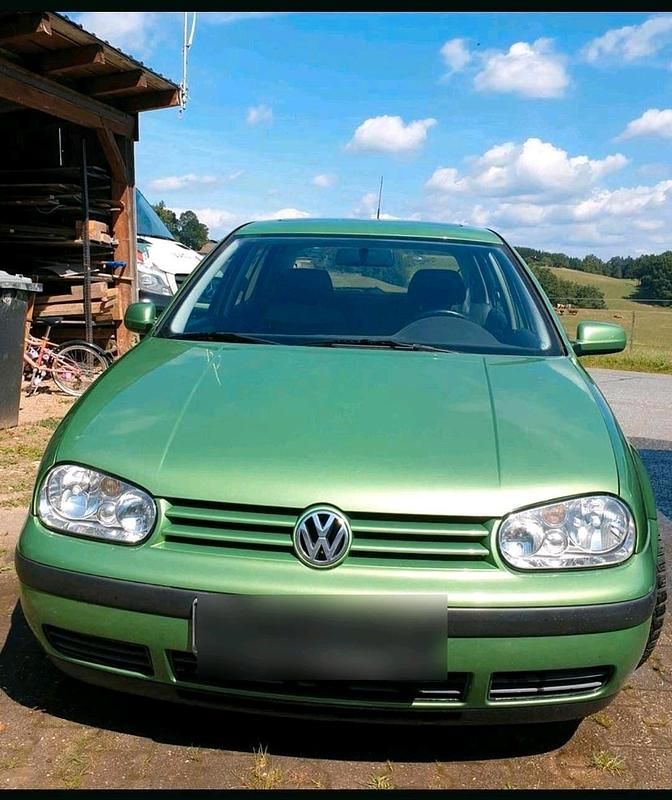 Gebraucht VW Golf IV 101 PS (74 kW) 2000 Grün Kleinwagen