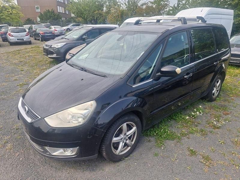 Schwarz Gebraucht 2006 Ford Galaxy Ghia Van / Kleinbus | 1.550 € (Superpreis) - Bild 1/4
