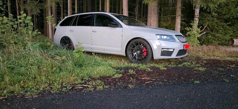 Gebraucht Skoda Octavia RS 350 PS (257 kW) 2016 Grau Kleinwagen