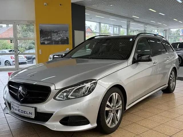 Second-hand Mercedes E300 Night 252 CP (185 kW) 2013 Argintiu Break