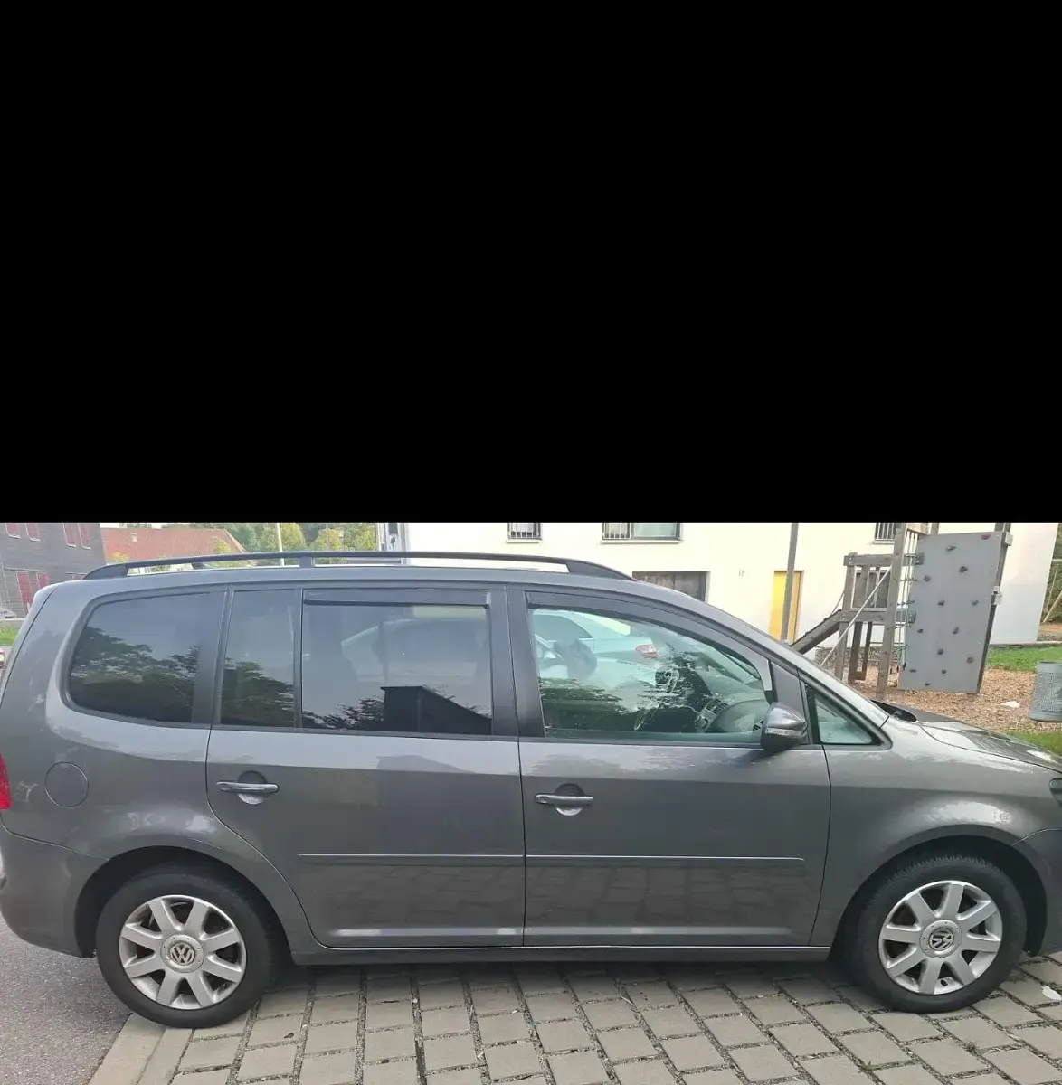 Gebraucht VW Touran 105 PS (77 kW) 2011 Van / Kleinbus