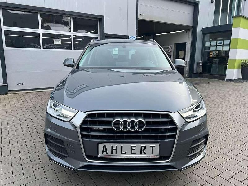 Gebraucht Audi Q3 S-Line 150 PS (110 kW) 2016 Grau SUV