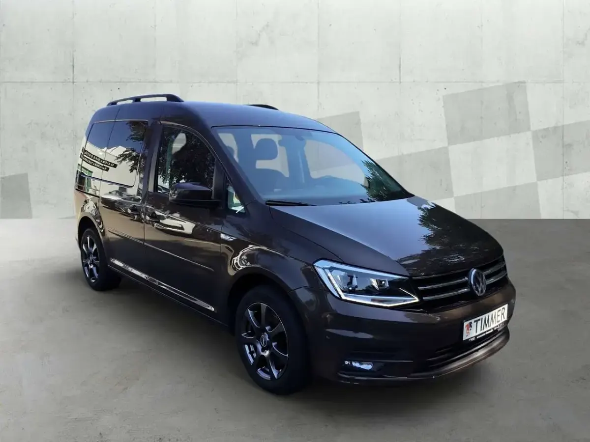 Gebraucht VW Caddy Comfortline 150 PS (110 kW) 2019 Braun Van / Kleinbus