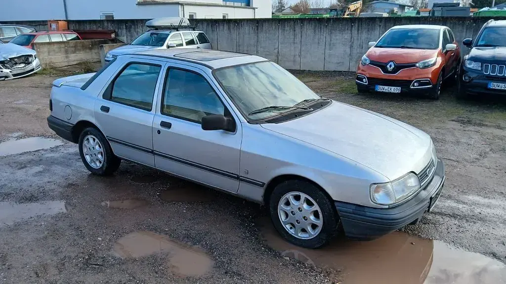 Gebraucht Ford Sierra 120 PS (88 kW) 1991 Silber Limousine