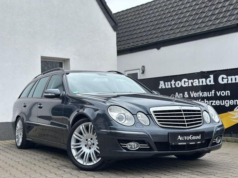 Gebraucht Mercedes E220 170 PS (125 kW) 2009 Grau Kombi
