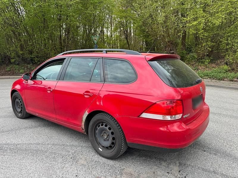 Gebraucht VW Golf V 101 PS (74 kW) 2007 Rot Kombi
