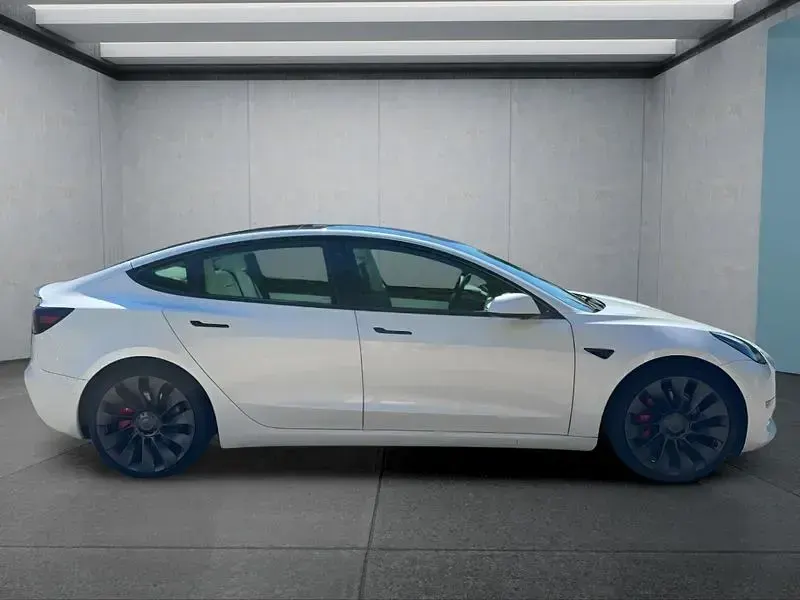 Gebraucht Tesla Model 3 377 kW (513 PS) 2021 Weiß Limousine