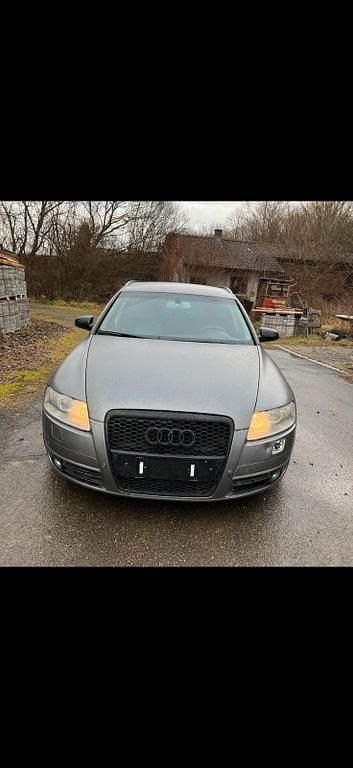 Grau Gebraucht 2006 Audi A6 Sport Kombi | 3.600 € (Guter Preis) - Bild 1/3